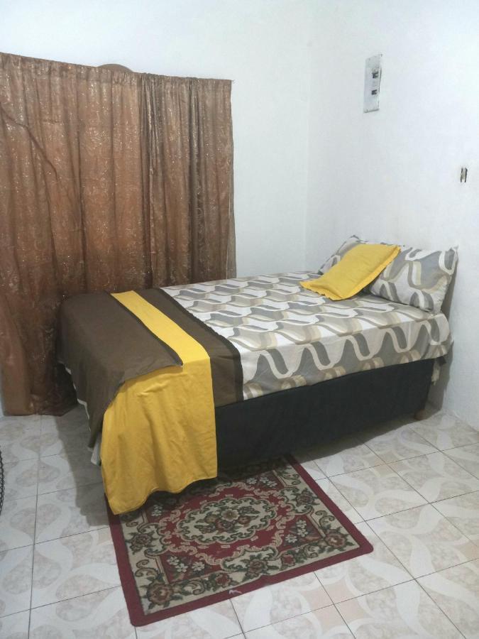 Fay Guest House Негрил Экстерьер фото